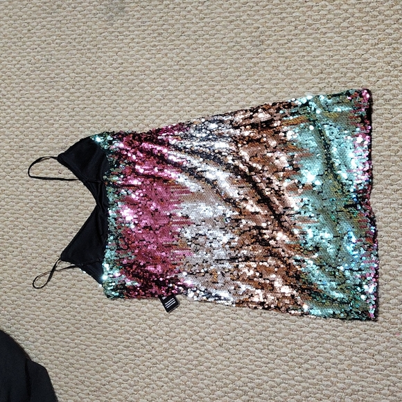 Express Sequin Dress - Picture 3 of 3